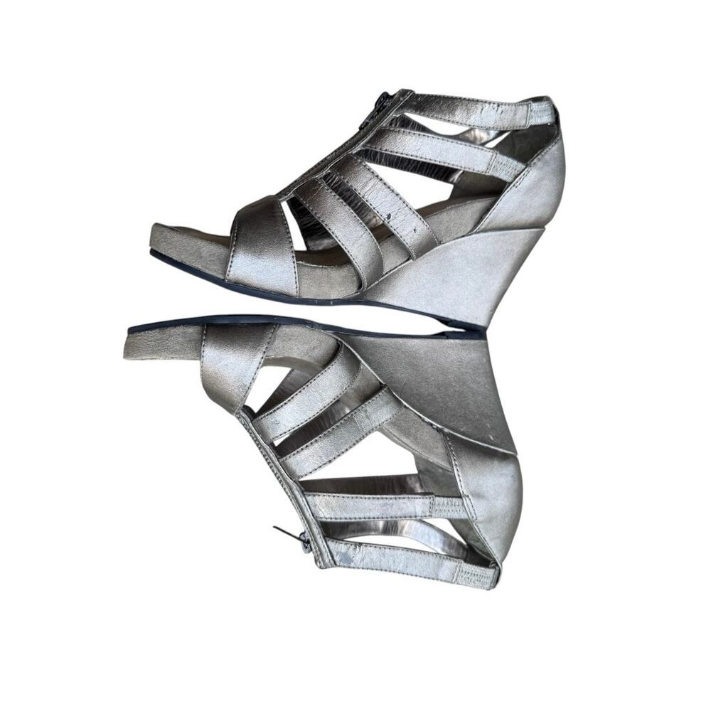 Aerosoles Plush Love Metallic Pewter Wedge Sandals Size 7.5 Comfort Shoes - Picture 7 of 12